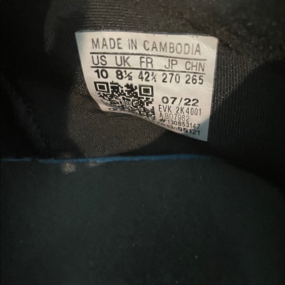 Adidas Animal Print Sneakers - Picture 2 of 8